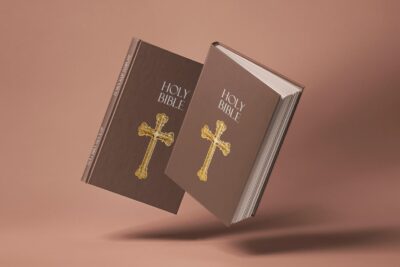 Bible Mockup PSD